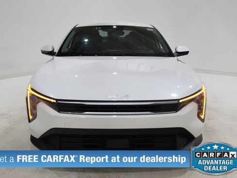 Used 2025 Kia K4 FWD image 2