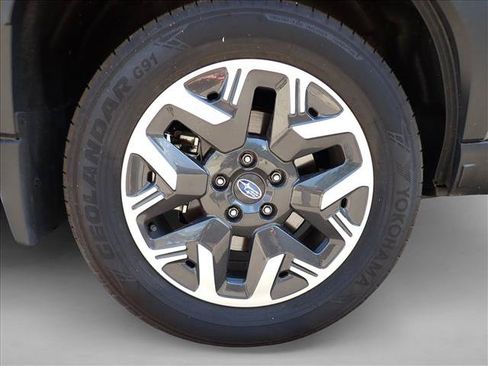 Used 2026 Subaru Forester Premium AWD/4WD image 6