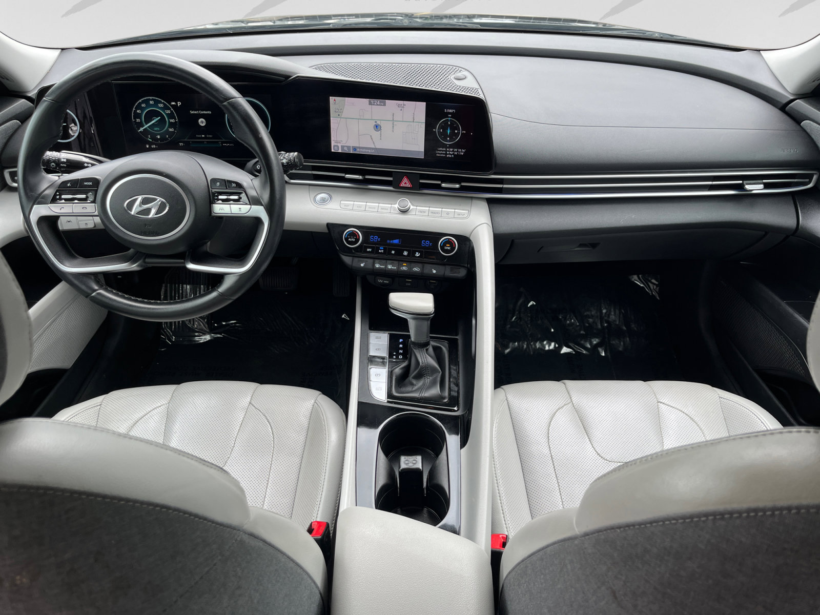 Used 2021 Hyundai Elantra Limited w/ Cargo Package FWD image 12