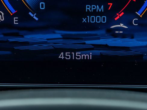 Used 2026 Chevrolet Suburban High Country AWD/4WD image 21