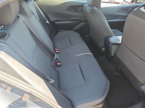 Used 2025 Toyota Prius LE image 24