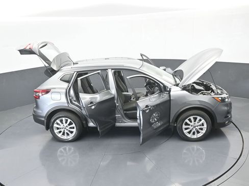 Used 2021 Nissan Rogue Sport SV image 72