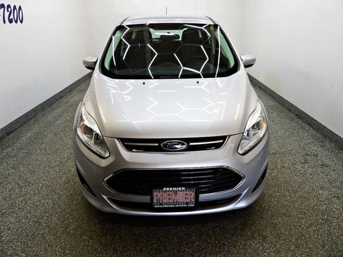 Used 2017 Ford C-MAX SE FWD image 2