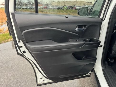 Used 2021 Honda Passport Elite image 12