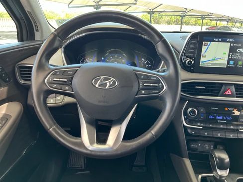 Used 2019 Hyundai Santa Fe FWD image 18