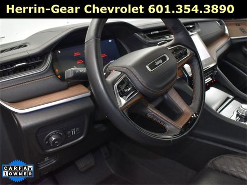 Used 2021 Jeep Grand Cherokee L Summit w/ Advanced Protech Group IV image 12