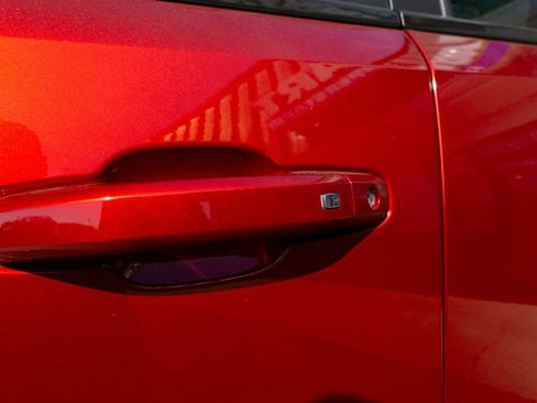 Used 2023 GMC Canyon AT4X image 11