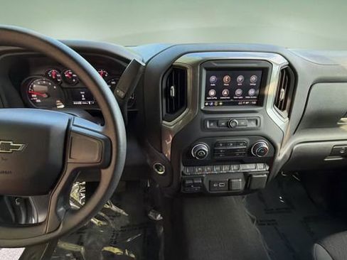 Used 2024 Chevrolet Silverado 1500 Custom Trail Boss AWD/4WD image 11