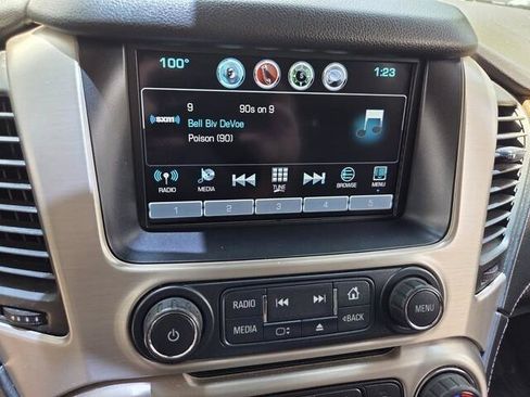 Used 2017 GMC Yukon Denali RWD image 7