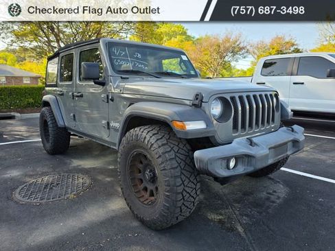 Used 2019 Jeep Wrangler Unlimited Sport image 3