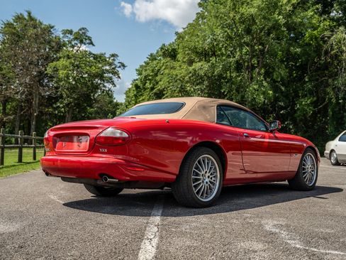 Used 1999 Jaguar XK8 Convertible RWD image 18