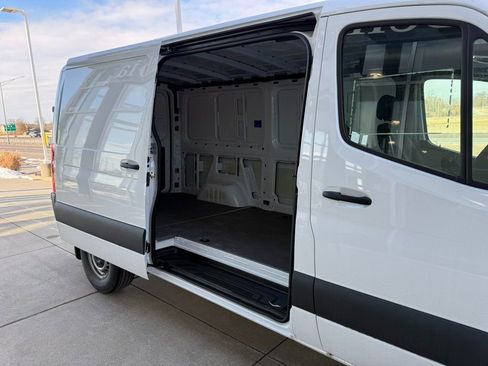 New 2025 Mercedes-Benz Sprinter 2500 image 22
