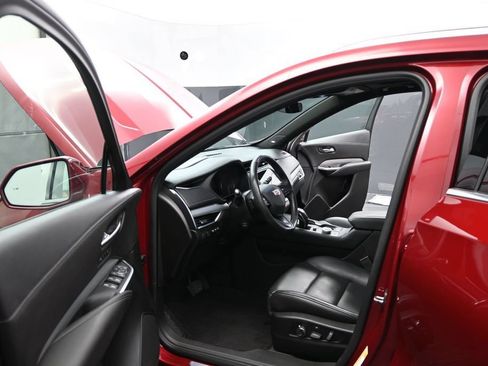 Used 2019 Cadillac XT4 Premium Luxury AWD/4WD image 9