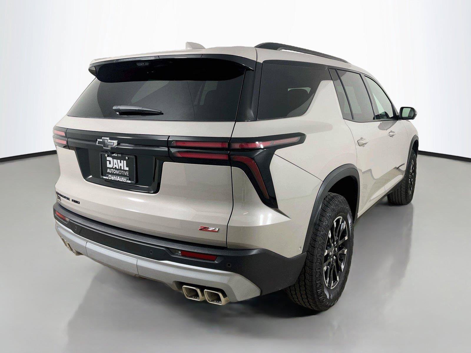 Used 2026 Chevrolet Traverse Z71 w/ Enhanced Driving Package AWD/4WD image 13