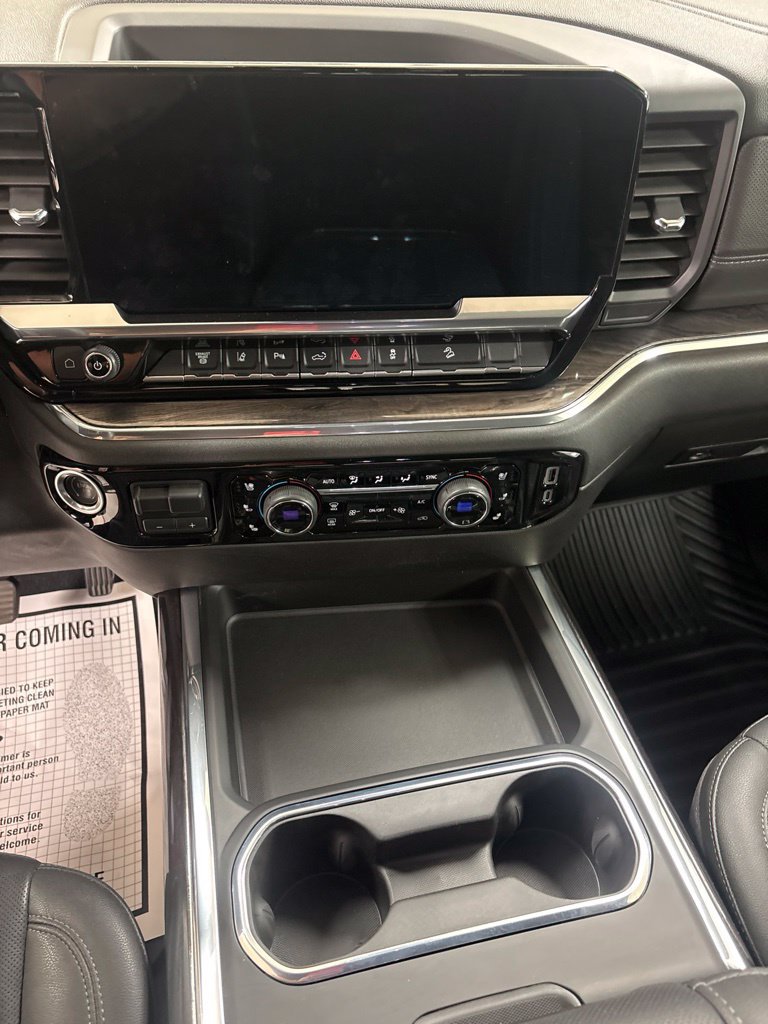 Used 2024 Chevrolet Silverado 3500 LTZ w/ LTZ Plus Package AWD/4WD image 13