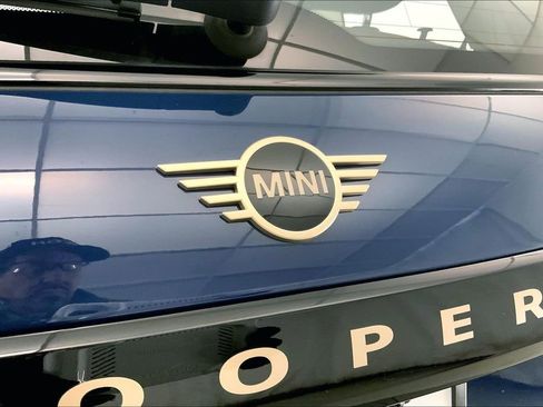 Certified 2025 MINI Cooper S image 30