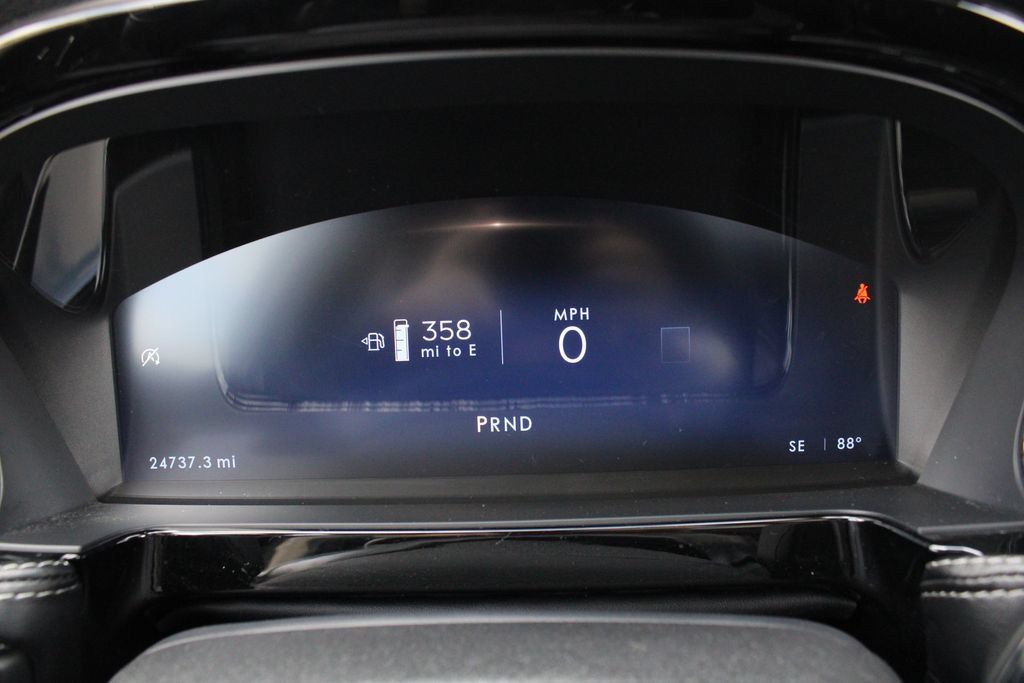 Used 2023 Lincoln Corsair Reserve w/ Equipment Group 201A AWD/4WD image 11