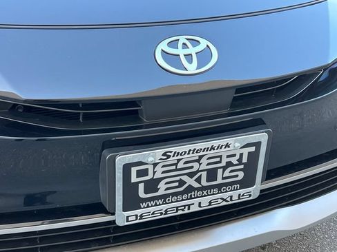 Used 2026 Toyota Prius Plug-In Hybrid FWD image 20