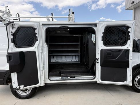 Used 2019 Ford Transit 250 130 Low Roof RWD image 26