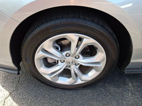Certified 2024 Honda Accord LX image 28