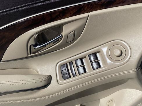 Used 2015 Buick LaCrosse Leather w/ Driver Confidence Package #1 FWD image 17