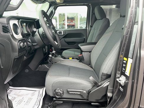 New 2026 Jeep Gladiator Sport image 19