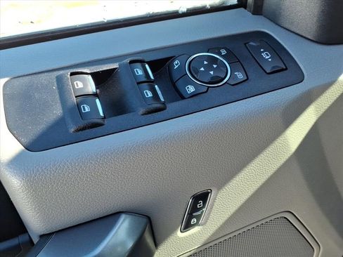 Used 2022 Ford F250 XLT w/ XLT Value Package image 16