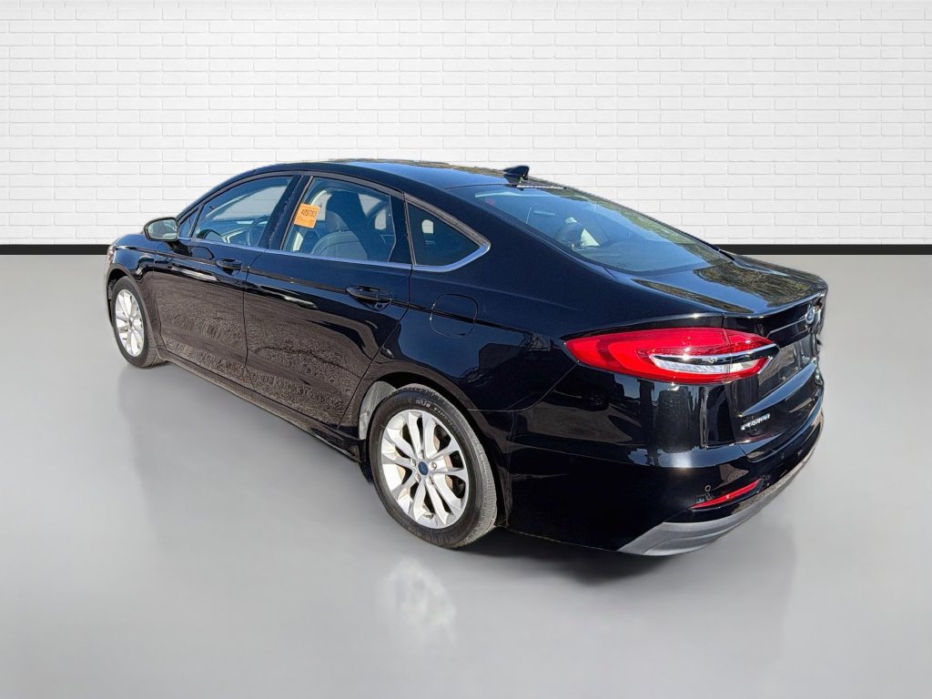 Used 2020 Ford Fusion SE FWD image 7