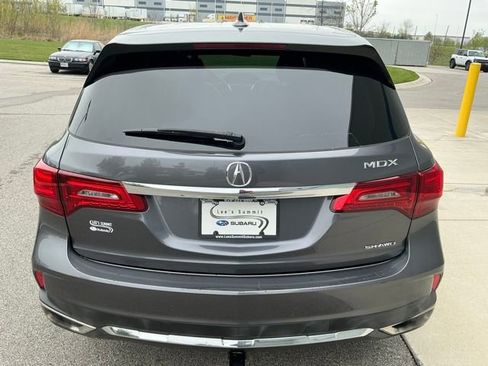 Used 2017 Acura MDX SH-AWD image 3