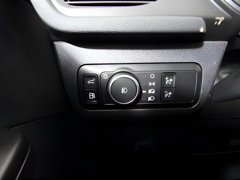 Used 2024 Ford Escape SE FWD image 25