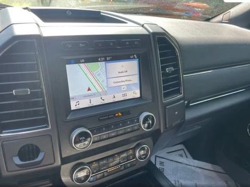 Used 2019 Ford Expedition Limited w/ Equipment Group 302A AWD/4WD image 5