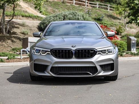 Used 2019 BMW M5 w/ Executive Package image 2
