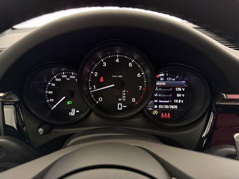 New 2026 Porsche Macan image 21