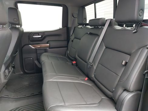 Used 2021 Chevrolet Silverado 1500 LT Trail Boss w/ Convenience Package II AWD/4WD image 15