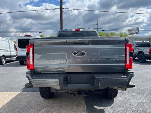 New 2026 Ford F250 XLT w/ XLT Premium Package AWD/4WD image 5