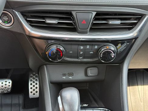 Used 2024 Buick Encore GX Sport Touring w/ Advanced Technology Package FWD image 20
