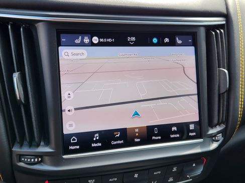 Used 2022 Maserati Levante F Tributo image 27