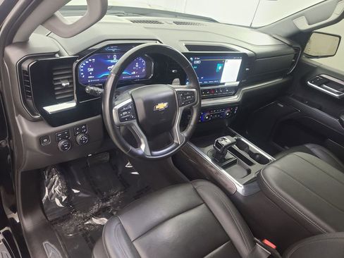 Used 2024 Chevrolet Silverado 1500 LTZ AWD/4WD image 26