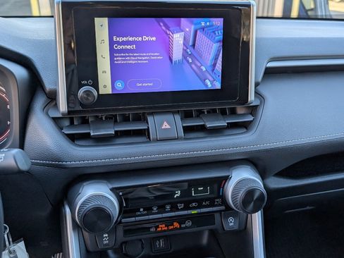 Used 2025 Toyota RAV4 LE image 17