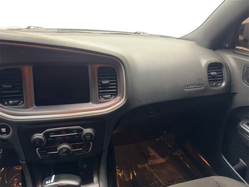 Used 2022 Dodge Charger R/T w/ Blacktop Package image 55