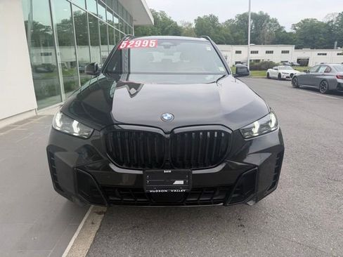 Certified 2024 BMW X5 xDrive40i w/ M Sport Package AWD/4WD image 4