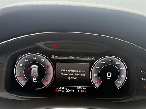 Used 2019 Audi Q8 Premium image 14