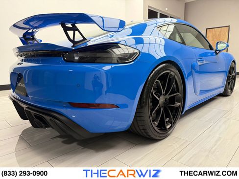 Used 2022 Porsche 718 Cayman GT4 image 30
