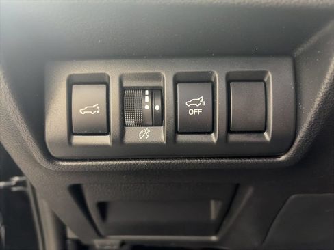 Used 2025 Subaru Outback Premium AWD/4WD image 14