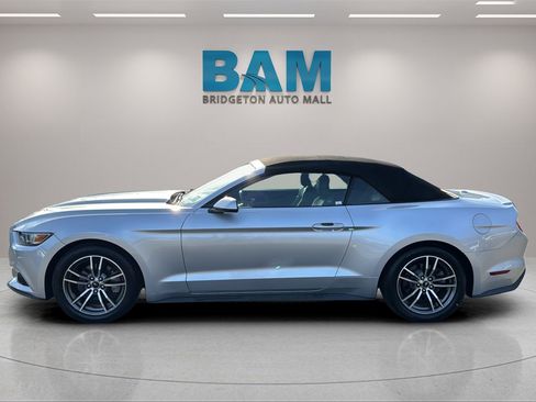 Used 2016 Ford Mustang Premium image 4