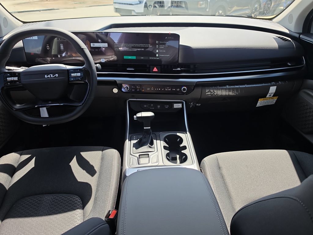 New 2027 Kia Carnival LX FWD image 12