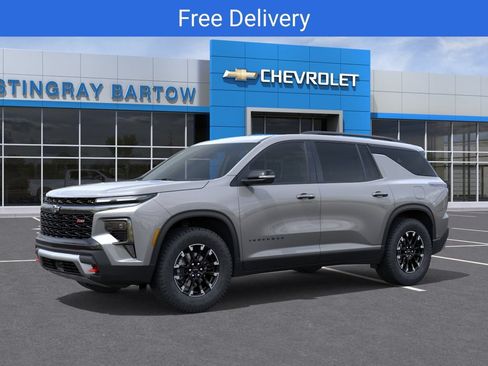 New 2026 Chevrolet Traverse Z71 w/ Driver Confidence Package AWD/4WD image 2
