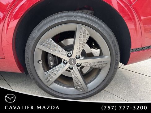 Used 2024 Genesis GV70 2.5T w/ Sport Prestige Package AWD/4WD image 21