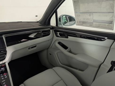 New 2026 Porsche Macan S AWD/4WD image 23