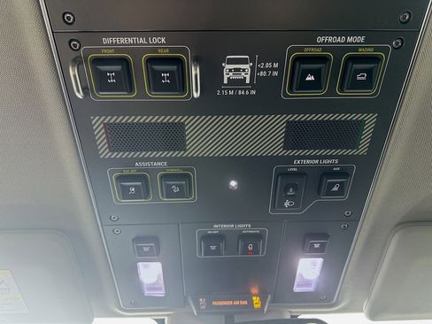 Used 2024 INEOS Grenadier AWD/4WD image 32
